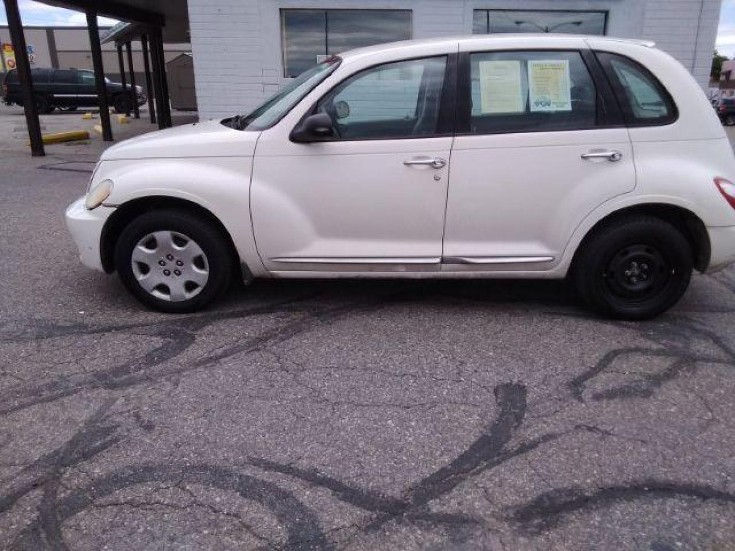 2008 Chrysler PT Cruiser Base (3A8FY48B18T) with an 2.4L L4 DOHC 16V engine, located at 4047 Montana Ave., Billings, MT, 59101, 45.770847, -108.529800 - Photo#1