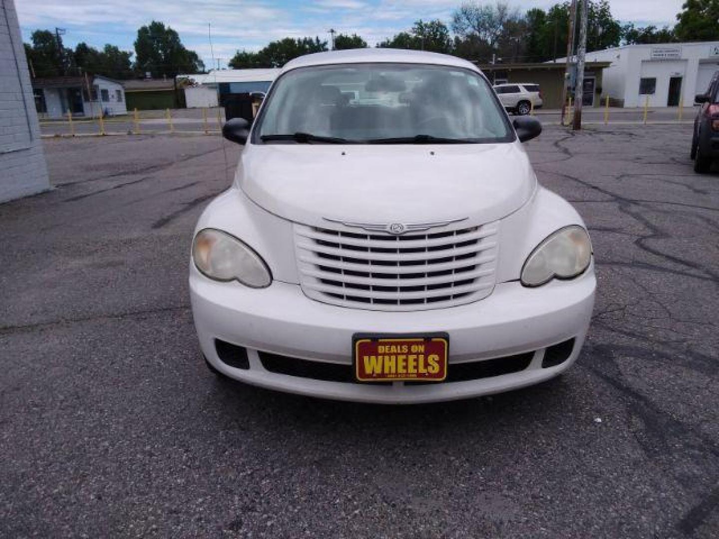 2008 Chrysler PT Cruiser Base (3A8FY48B18T) with an 2.4L L4 DOHC 16V engine, located at 4047 Montana Ave., Billings, MT, 59101, 45.770847, -108.529800 - Photo#7