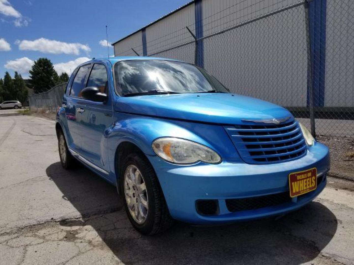 2008 Chrysler PT Cruiser Base (3A8FY48B68T) with an 2.4L L4 DOHC 16V engine, located at 601 E. Idaho St., Kalispell, MT, 59901, 0.000000, 0.000000 - Photo#6