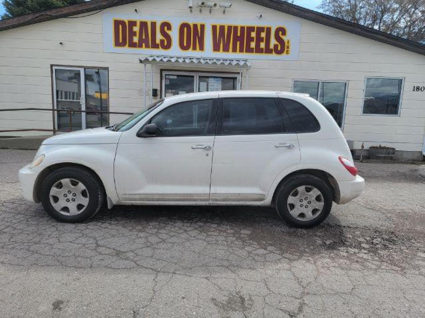 2008 Chrysler PT Cruiser Base (3A8FY48B68T) with an 2.4L L4 DOHC 16V engine, located at 1800 West Broadway, Missoula, 59808, (406) 543-1986, 46.881348, -114.023628 - Photo#0