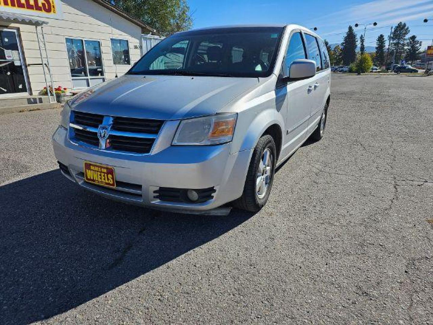 2008 Dodge Grand Caravan SXT (1D8HN54P18B) with an 3.8L V6 OHV 12V engine, 4-Speed Automatic transmission, located at 1800 West Broadway, Missoula, 59808, (406) 543-1986, 46.881348, -114.023628 - Photo#0