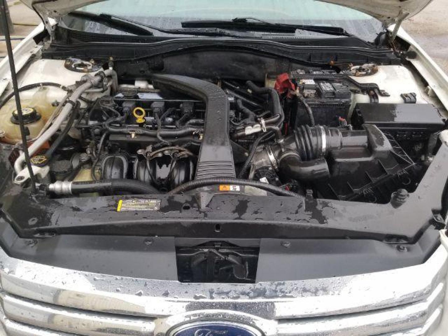 2008 Ford Fusion S (3FAHP06Z58R) with an 2.3L L4 DOHC 16V engine, located at 601 E. Idaho St., Kalispell, MT, 59901, 0.000000, 0.000000 - Photo#13