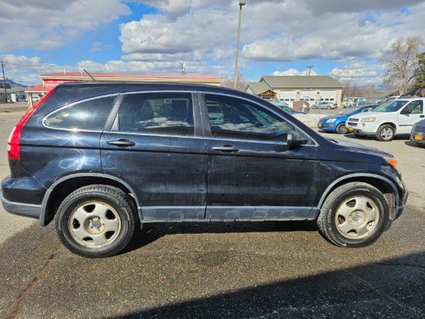 2008 Honda CR-V LX 4WD AT (JHLRE48398C) with an 2.4L L4 DOHC 16V engine, 5-Speed Automatic transmission, located at 1821 N Montana Ave., Helena, MT, 59601, 0.000000, 0.000000 - Photo#5