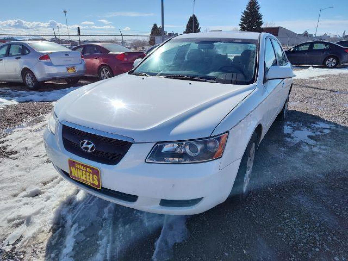 2008 Hyundai Sonata GLS (5NPET46C18H) with an 2.4L L4 DOHC 16V engine, located at 4801 10th Ave S,, Great Falls, MT, 59405, (406) 564-1505, 0.000000, 0.000000 - Photo#0