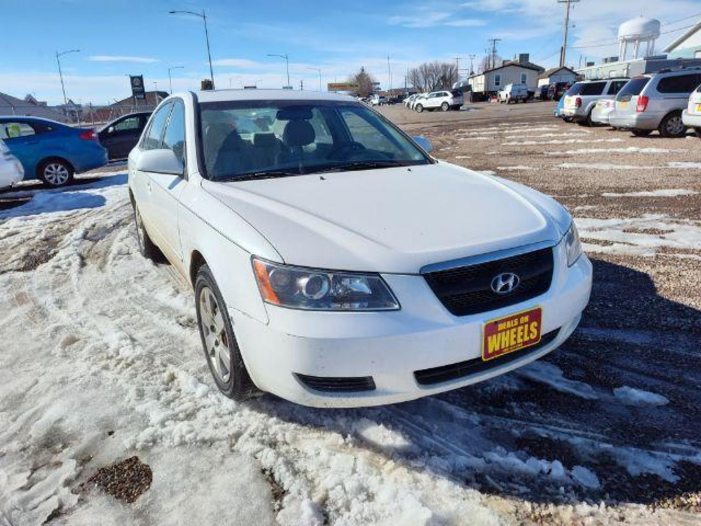 2008 Hyundai Sonata GLS (5NPET46C18H) with an 2.4L L4 DOHC 16V engine, located at 4801 10th Ave S,, Great Falls, MT, 59405, (406) 564-1505, 0.000000, 0.000000 - Photo#5