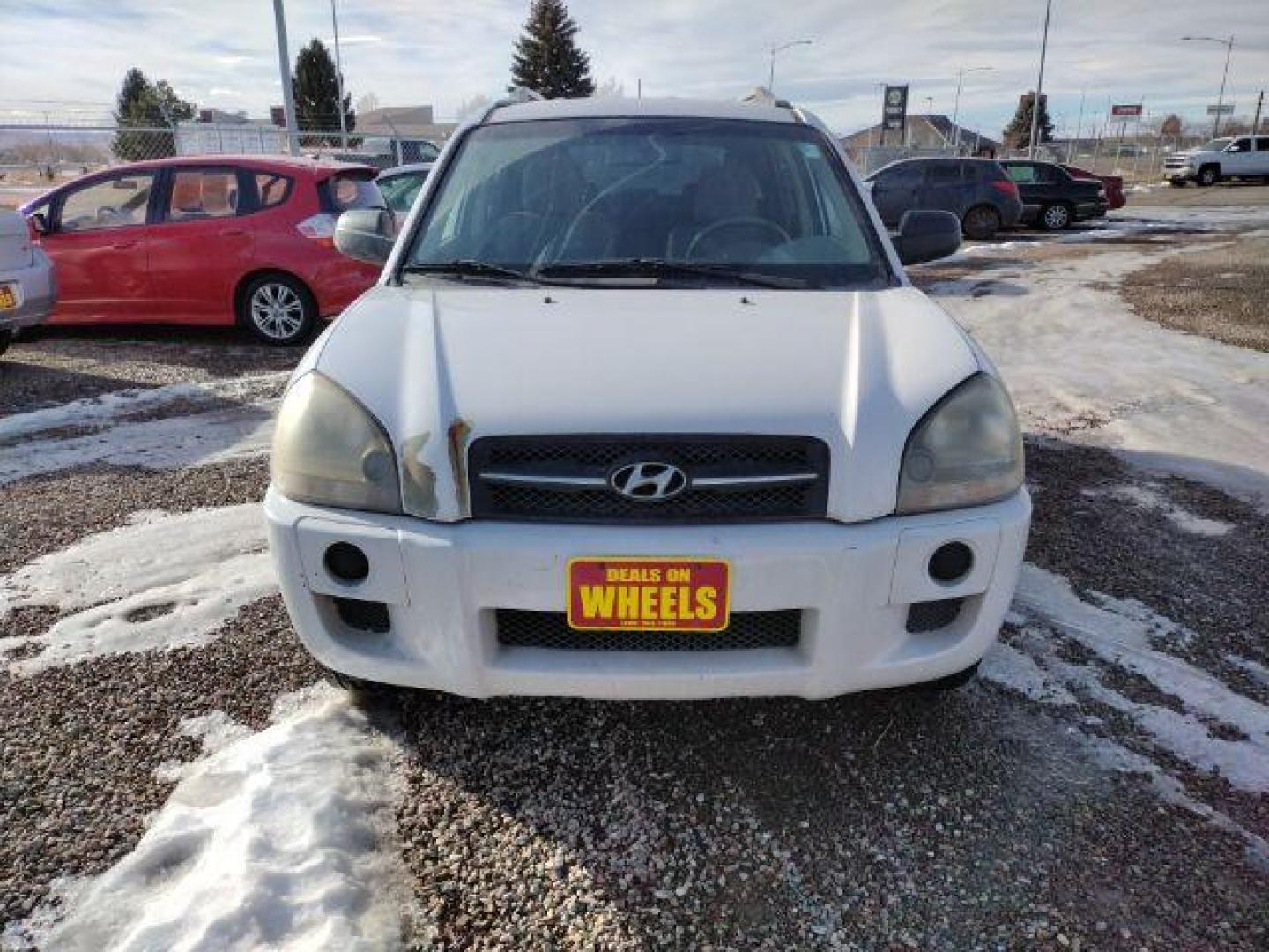 2008 Hyundai Tucson GLS 2.0 2WD (KM8JM12B88U) with an 2.0L L4 DOHC 16V engine, 4-Speed Automatic transmission, located at 4801 10th Ave S,, Great Falls, MT, 59405, (406) 564-1505, 0.000000, 0.000000 - Photo#7