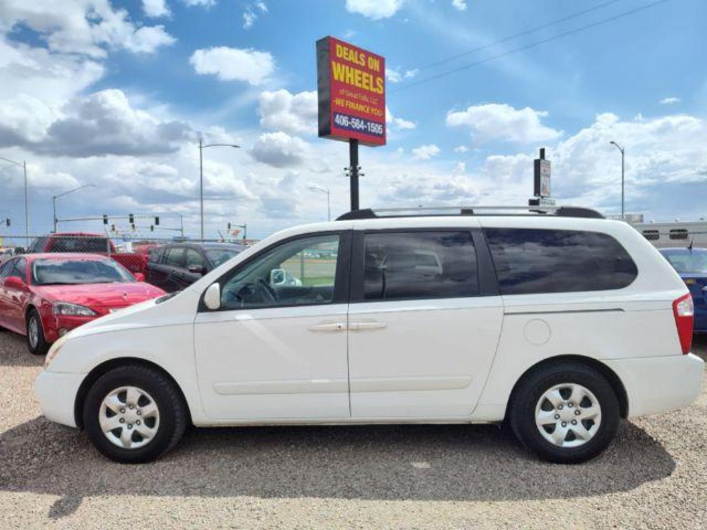 2008 Clear White Kia Sedona LX LWB (KNDMB233686) with an 3.8L V6 DOHC 24V engine, 5-Speed Automatic transmission, located at 4801 10th Ave S,, Great Falls, MT, 59405, (406) 564-1505, 0.000000, 0.000000 - Photo#1