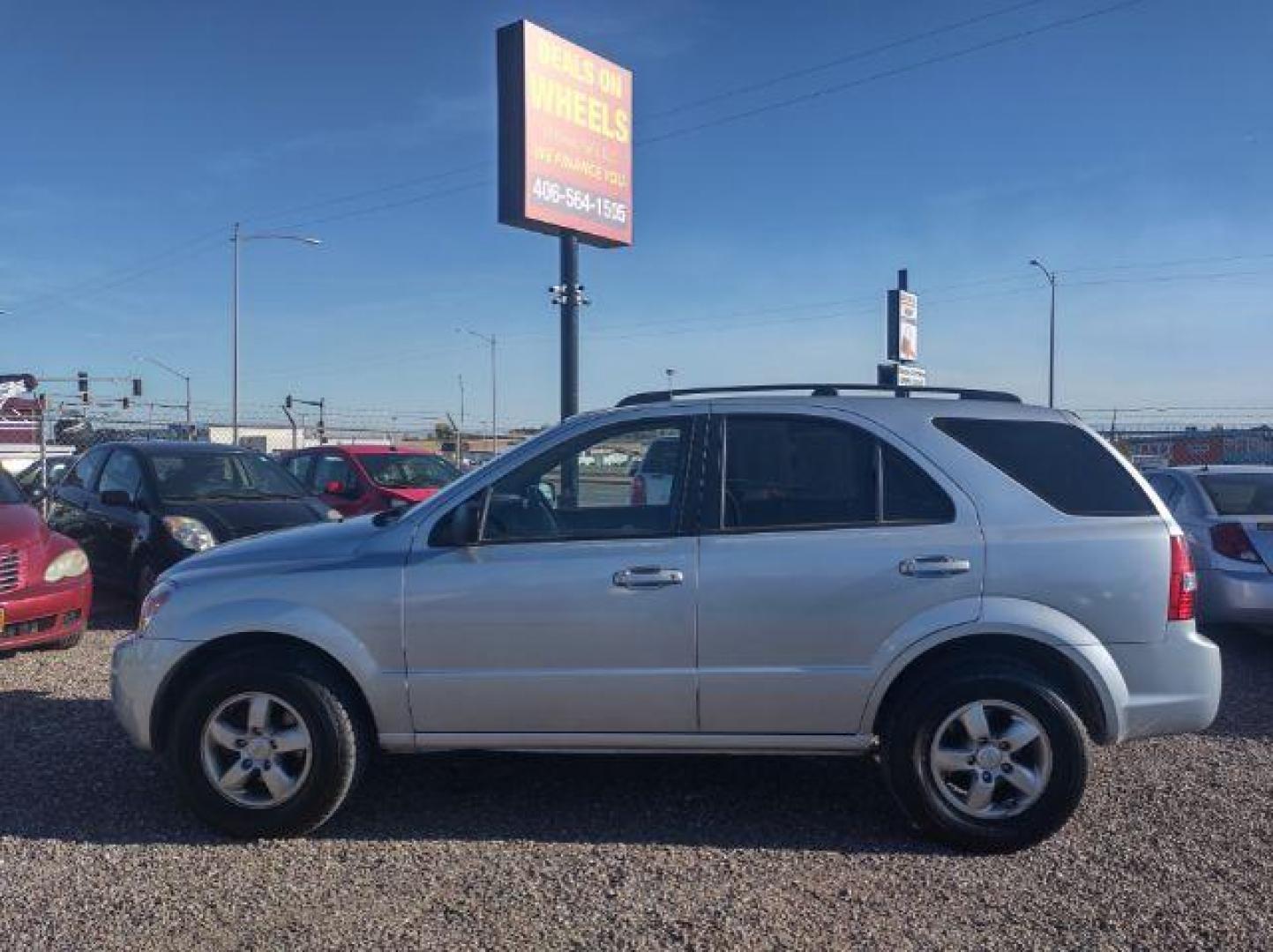 2008 Kia Sorento LX 4WD (KNDJC735885) with an 3.3L V6 DOHC 24V engine, 5-Speed Automatic transmission, located at 4801 10th Ave S,, Great Falls, MT, 59405, (406) 564-1505, 0.000000, 0.000000 - Photo#1