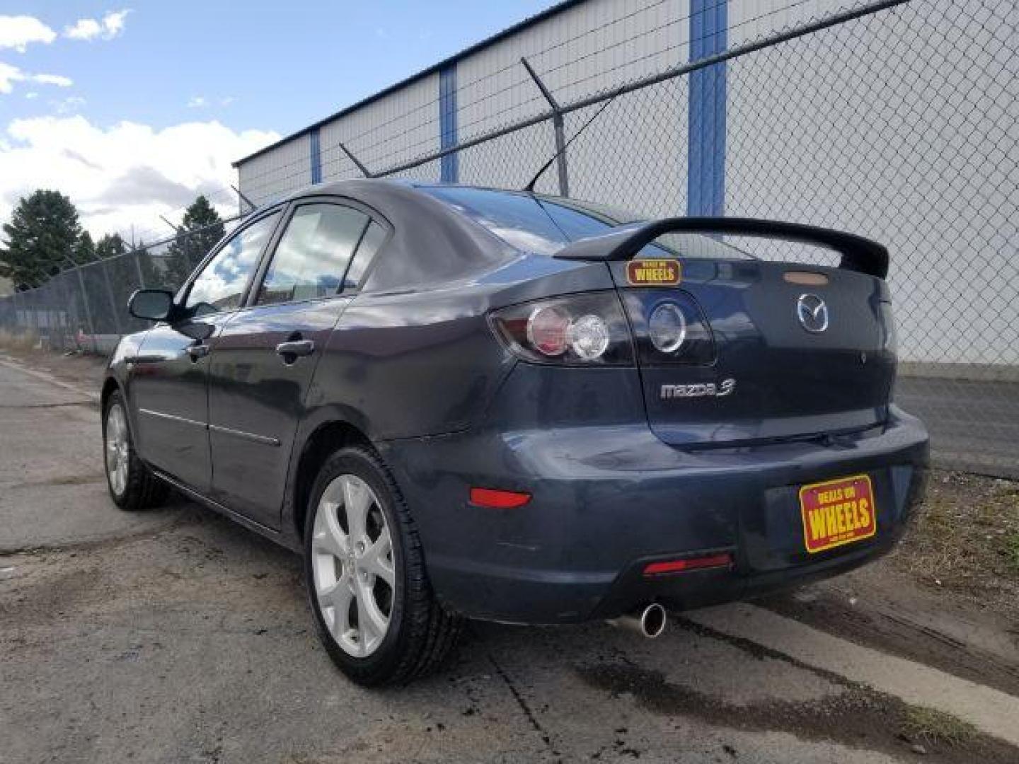 2008 Mazda MAZDA3 i Touring 4-Door (JM1BK32F781) with an 2.0L L4 DOHC 16V engine, located at 1821 N Montana Ave., Helena, MT, 59601, 0.000000, 0.000000 - Photo#3