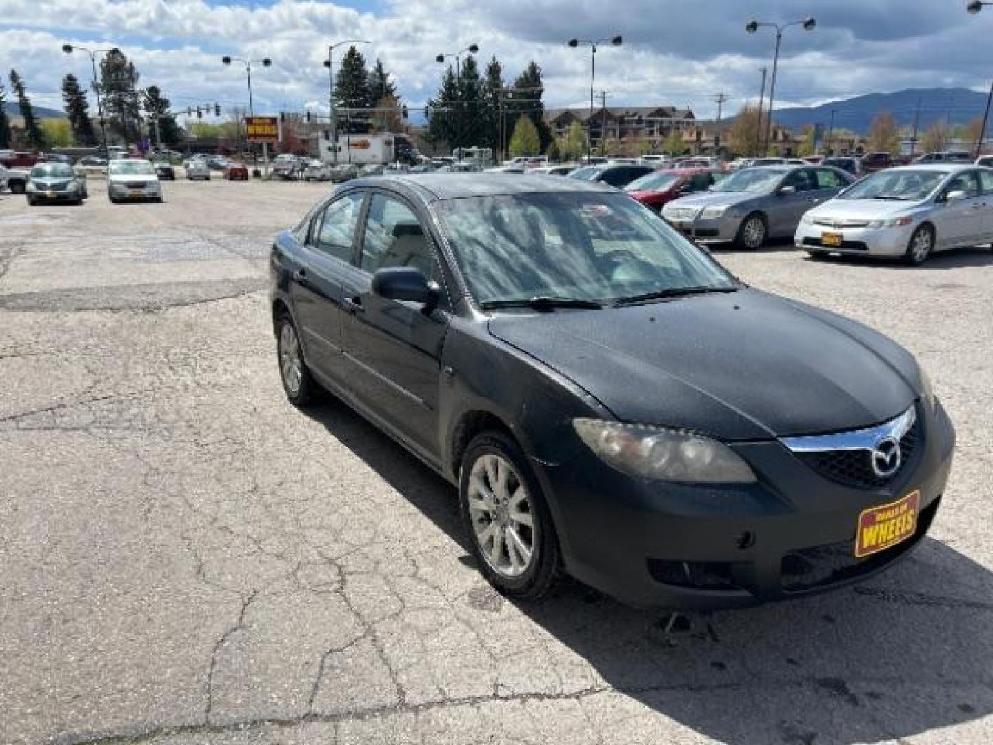 2008 Mazda MAZDA3 i Sport 4-Door (JM1BK32F981) with an 2.0L L4 DOHC 16V engine, located at 1800 West Broadway, Missoula, 59808, (406) 543-1986, 46.881348, -114.023628 - Photo#2