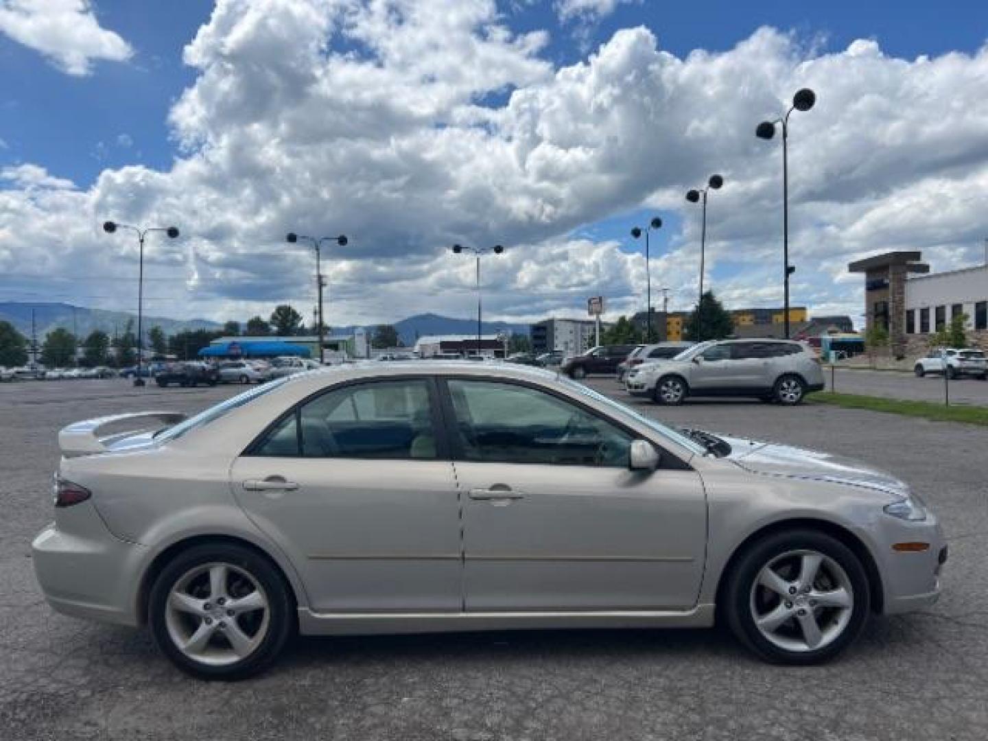 2008 Mazda Mazda6 i Sports Sedan Touri (1YVHP80C185) with an 2.3L L4 DOHC 16V engine, 5-Speed Automatic transmission, located at 1800 West Broadway, Missoula, 59808, (406) 543-1986, 46.881348, -114.023628 - Photo#3