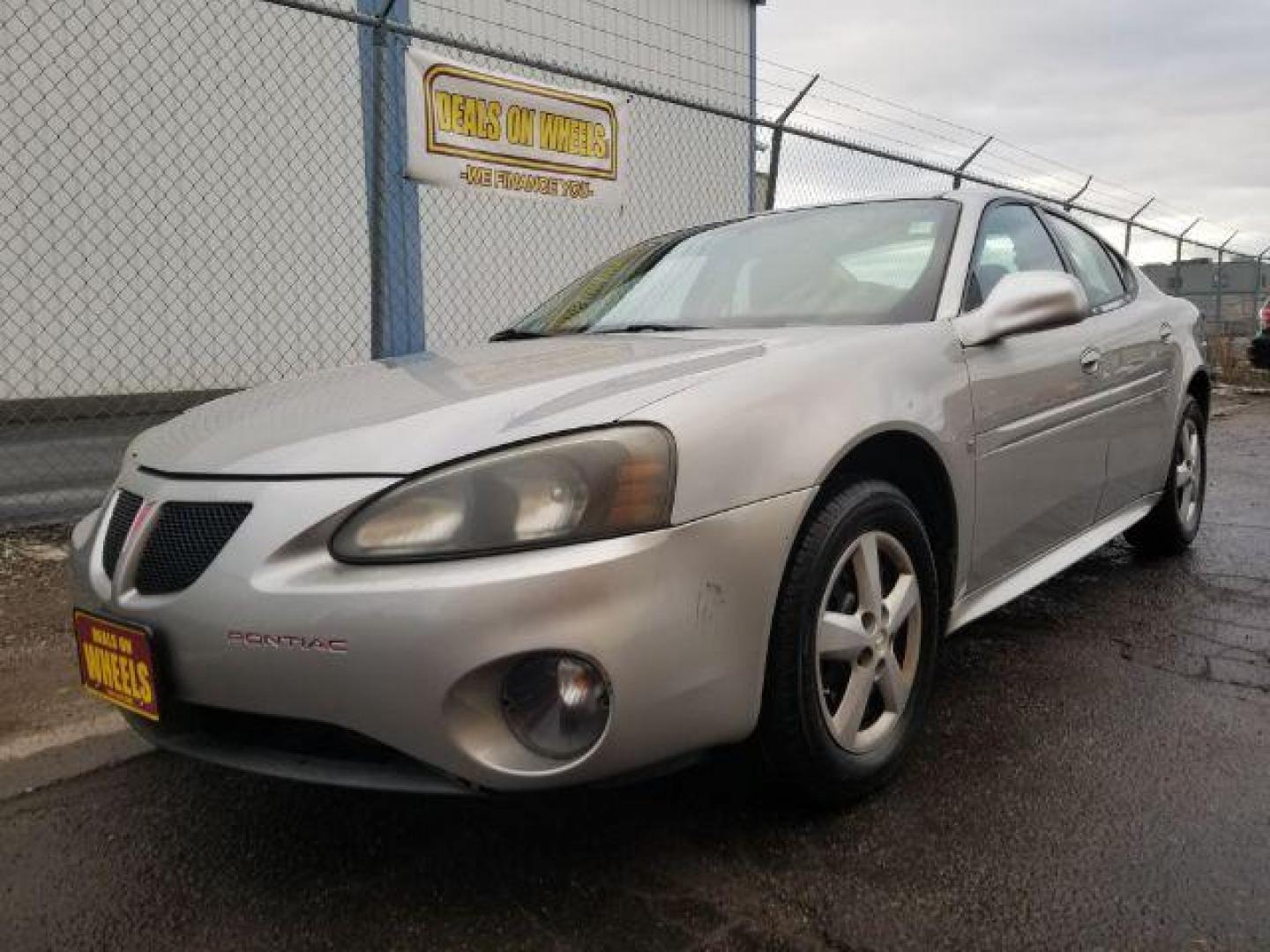 2008 Pontiac Grand Prix Sedan (2G2WP552381) with an 3.8L V6 OHV 12V engine, 4-Speed Automatic transmission, located at 4801 10th Ave S,, Great Falls, MT, 59405, (406) 564-1505, 0.000000, 0.000000 - Photo#0