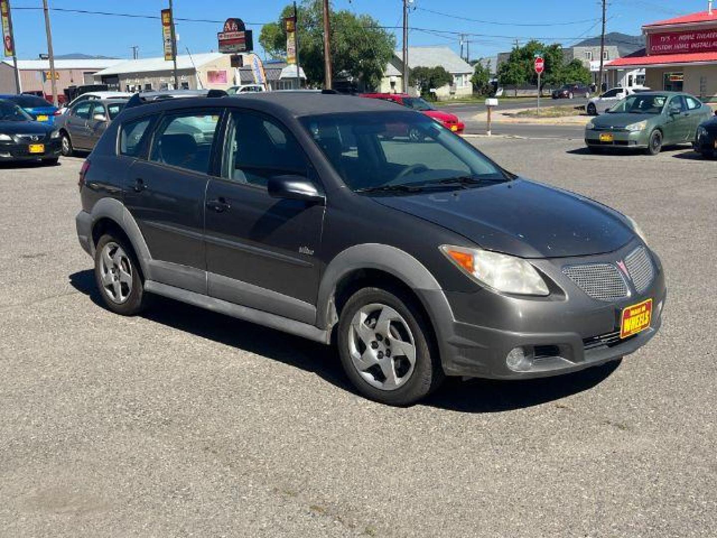 2008 Pontiac Vibe Base (5Y2SL65868Z) with an 1.8L L4 DOHC 16V engine, 5-Speed Manual transmission, located at 1821 N Montana Ave., Helena, MT, 59601, 0.000000, 0.000000 - Photo#2