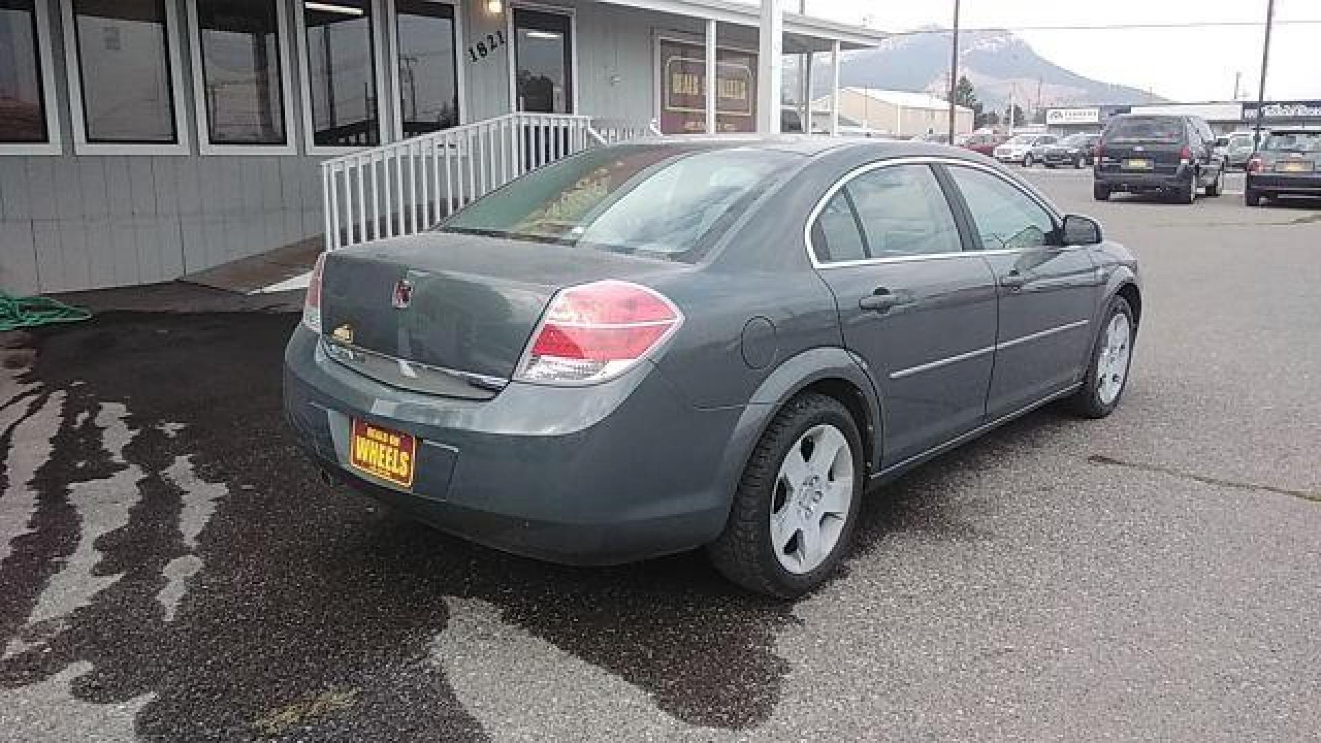 2008 Silver Pearl Saturn Aura XE (1G8ZS57B58F) with an 2.4L L4 DOHC 16V engine, 4-Speed Automatic transmission, located at 1821 N Montana Ave., Helena, MT, 59601, 0.000000, 0.000000 - Photo#4