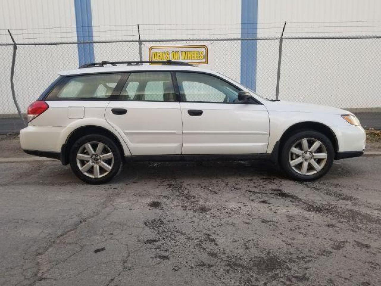 2008 Subaru Outback 2.5i (4S4BP61C487) with an 2.5L H4 SOHC 16V engine, 4-Speed Automatic transmission, located at 4801 10th Ave S,, Great Falls, MT, 59405, (406) 564-1505, 0.000000, 0.000000 - Photo#3