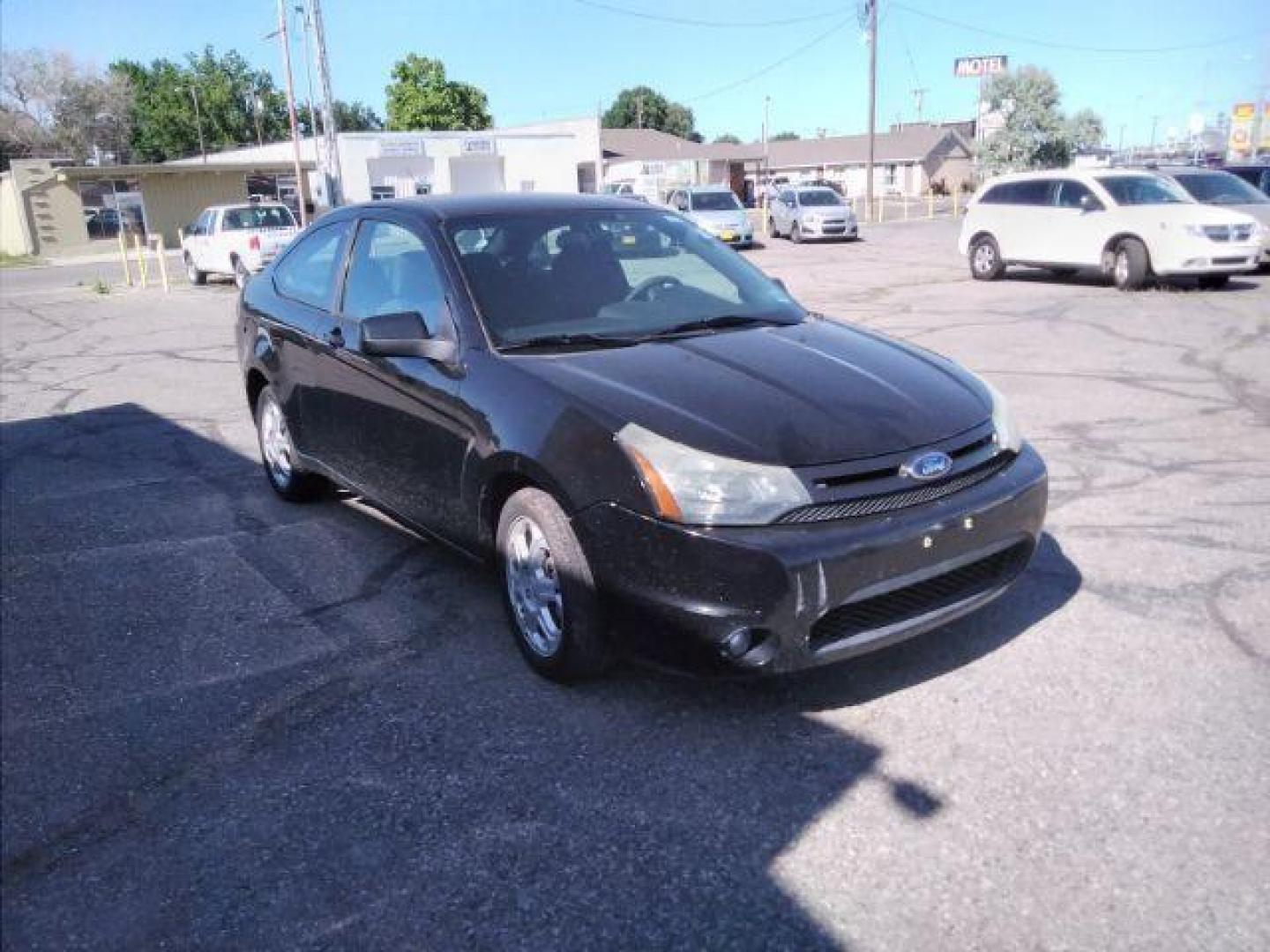 2009 Ford Focus SE Coupe (1FAHP32N69W) with an 2.0L L4 DOHC 16V engine, located at 4801 10th Ave S,, Great Falls, MT, 59405, (406) 564-1505, 0.000000, 0.000000 - Photo#6