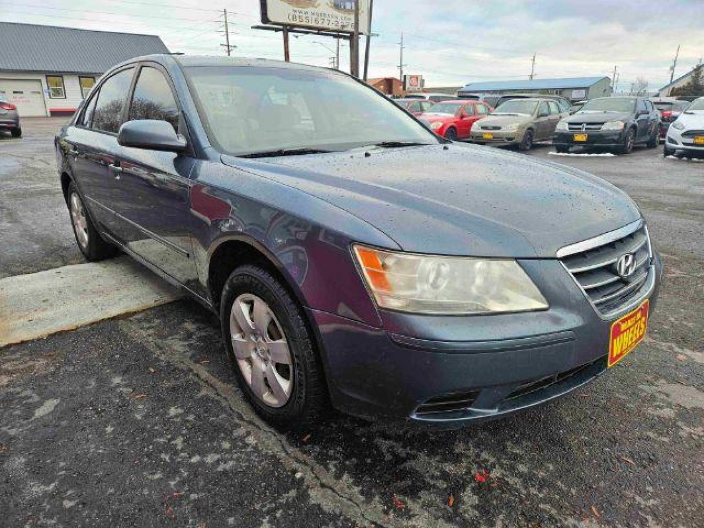 2009 Hyundai Sonata GLS (5NPET46C09H) with an 2.4L L4 DOHC 16V engine, located at 601 E. Idaho St., Kalispell, MT, 59901, 0.000000, 0.000000 - Photo#6