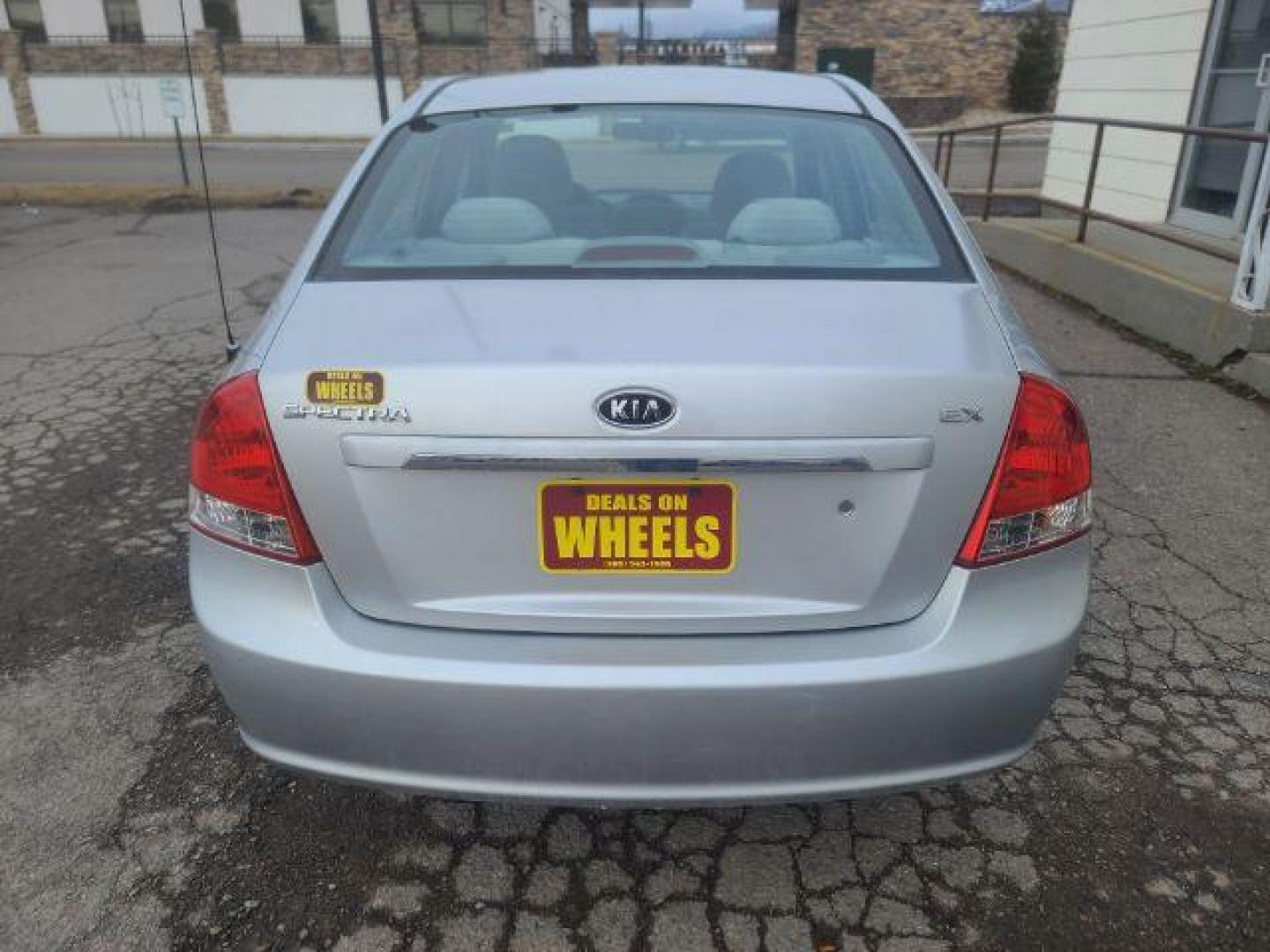 2009 Kia Spectra EX (KNAFE222795) with an 2.0L L4 DOHC 16V engine, located at 1800 West Broadway, Missoula, 59808, (406) 543-1986, 46.881348, -114.023628 - Photo#4