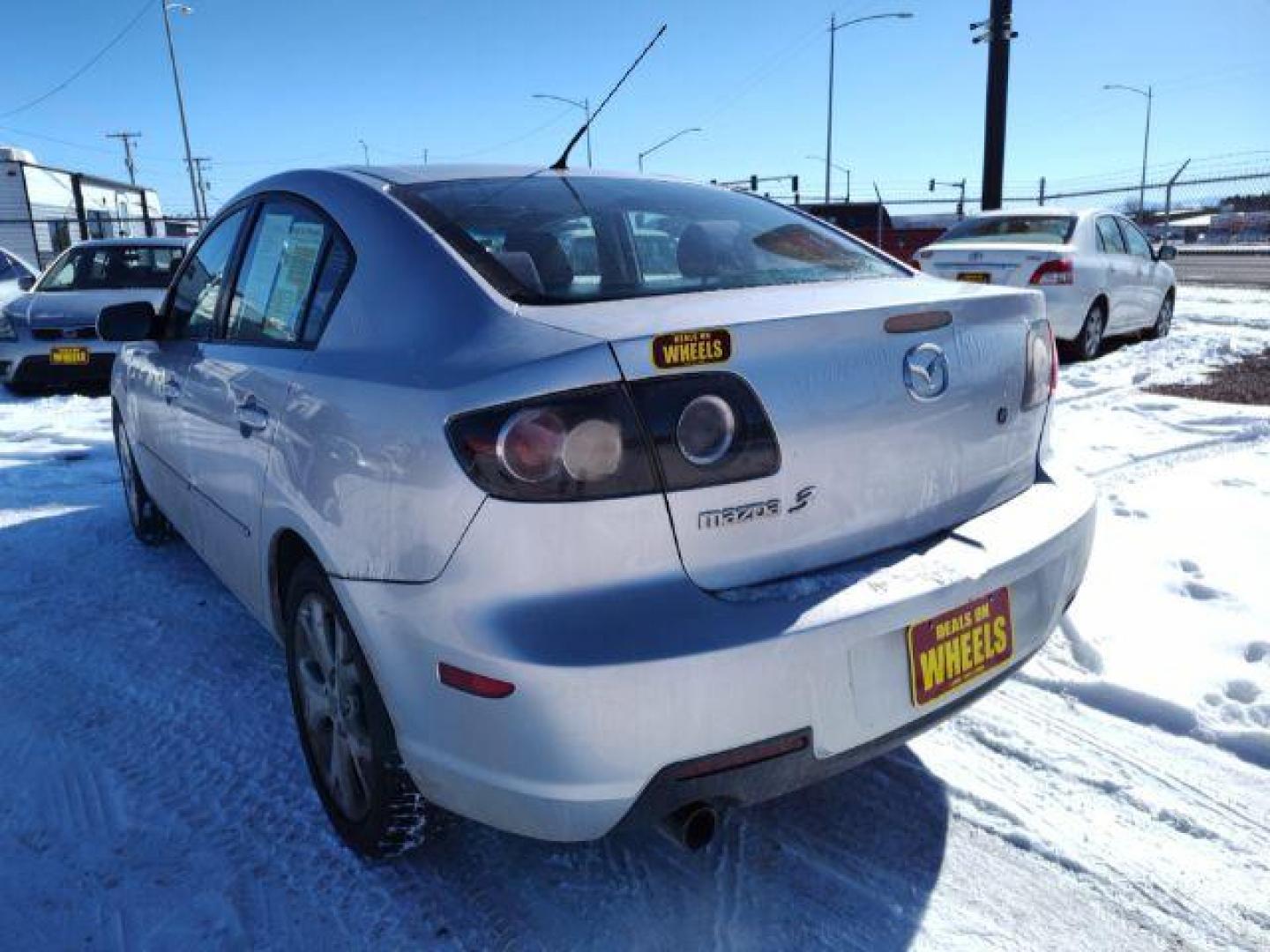 2009 Mazda MAZDA3 i Touring Value 4-Door (JM1BK32F391) with an 2.0L L4 DOHC 16V engine, located at 4801 10th Ave S,, Great Falls, MT, 59405, (406) 564-1505, 0.000000, 0.000000 - Photo#2