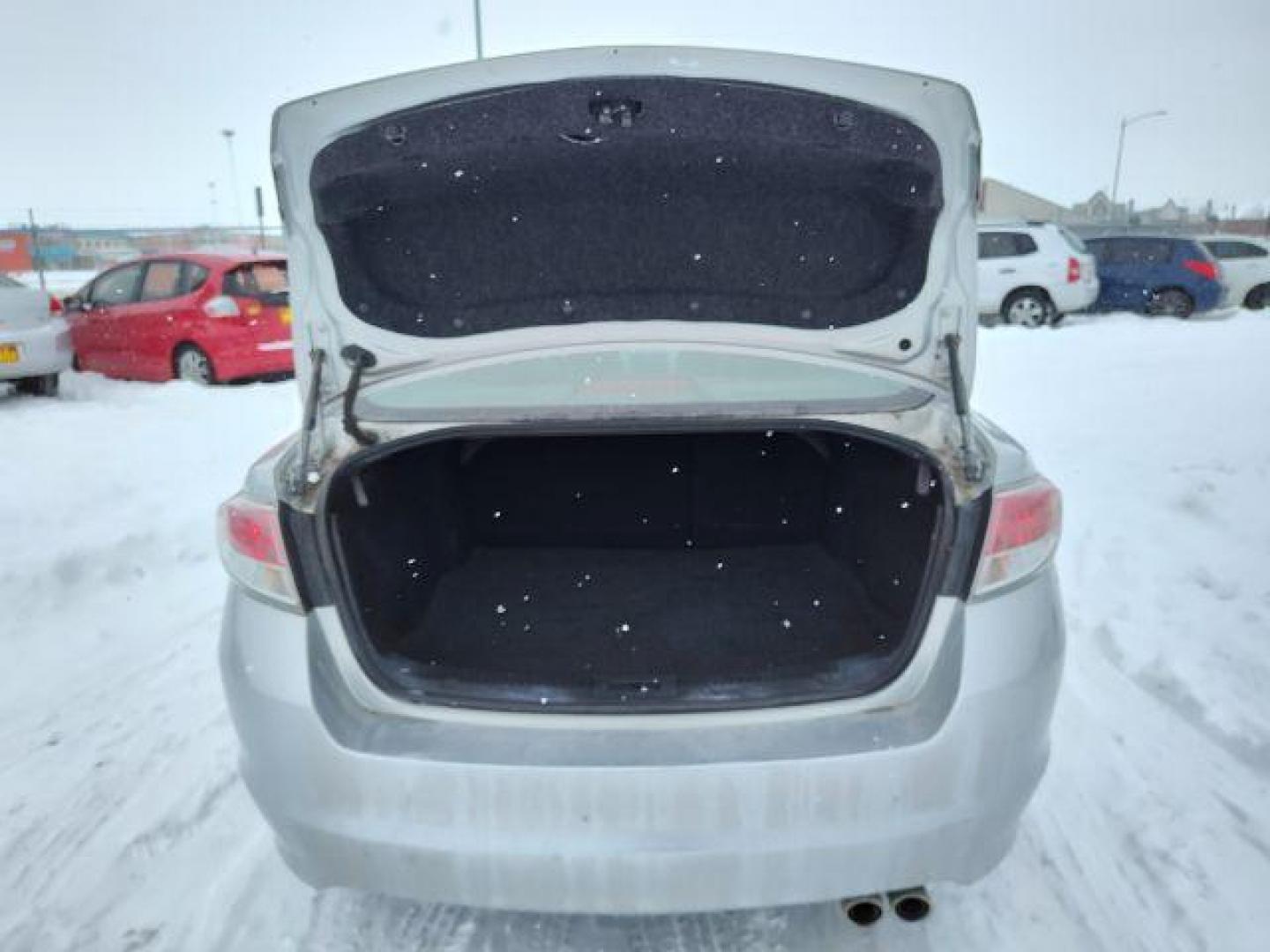 2009 Brilliant Silver Metallic Mazda Mazda6 i SV (1YVHP80A395) with an 2.5L L4 DOHC 16V engine, located at 4801 10th Ave S,, Great Falls, MT, 59405, (406) 564-1505, 0.000000, 0.000000 - Photo#12