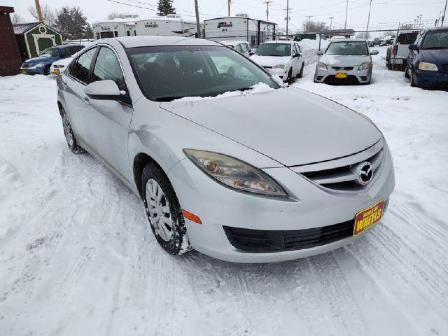 2009 Brilliant Silver Metallic Mazda Mazda6 i SV (1YVHP80A395) with an 2.5L L4 DOHC 16V engine, located at 4801 10th Ave S,, Great Falls, MT, 59405, (406) 564-1505, 0.000000, 0.000000 - Photo#6