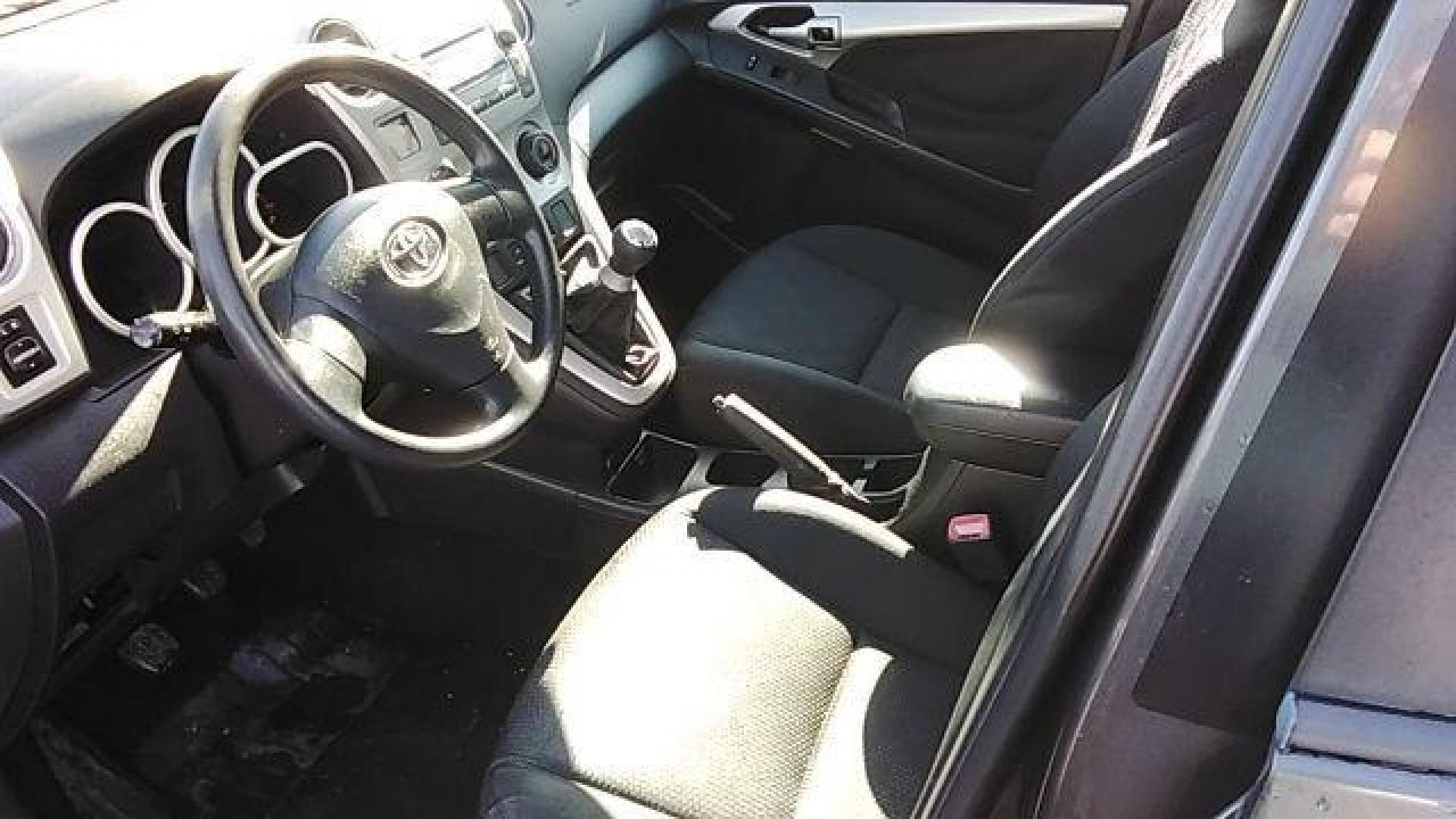 2009 Toyota Matrix Base 4-Speed AT (2T1KU40E69C) with an 1.8L L4 DOHC 16V engine, 4-Speed Automatic transmission, located at 1821 N Montana Ave., Helena, MT, 59601, 0.000000, 0.000000 - Photo#6