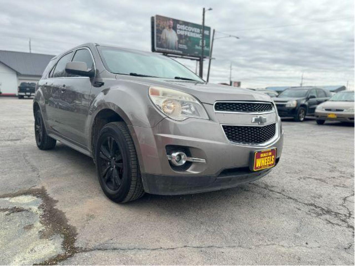 2010 Chevrolet Equinox LT2 FWD (2CNFLNEW0A6) with an 2.4L L4 DOHC 16V engine, 6-Speed Automatic transmission, located at 601 E. Idaho St., Kalispell, MT, 59901, 0.000000, 0.000000 - Photo#6