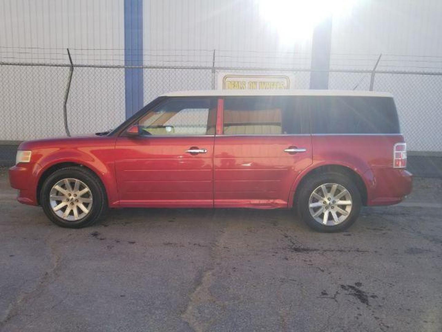 2010 Ford Flex SEL AWD (2FMHK6CC2AB) with an 3.5L V6 DOHC 24V engine, 6-Speed Automatic Ov transmission, located at 1800 West Broadway, Missoula, 59808, (406) 543-1986, 46.881348, -114.023628 - Photo#2