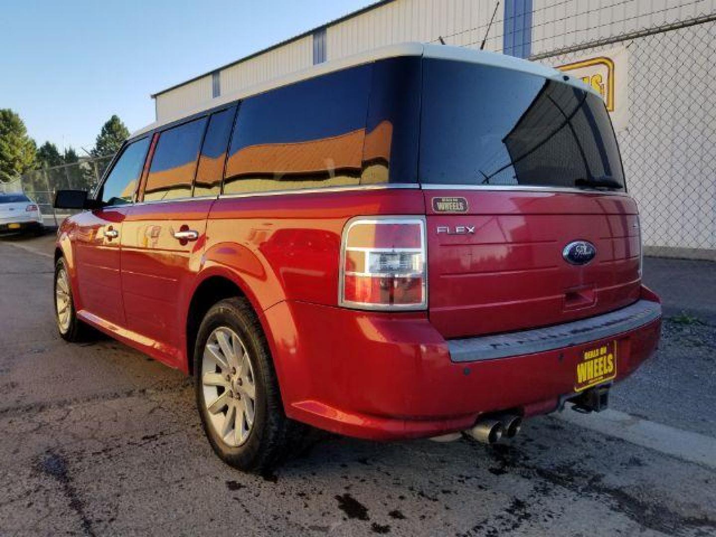 2010 Ford Flex SEL AWD (2FMHK6CC2AB) with an 3.5L V6 DOHC 24V engine, 6-Speed Automatic Ov transmission, located at 1800 West Broadway, Missoula, 59808, (406) 543-1986, 46.881348, -114.023628 - Photo#3