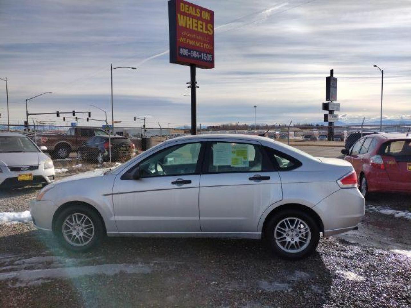 2010 Ford Focus SE Sedan (1FAHP3FN2AW) with an 2.0L L4 DOHC 16V engine, located at 4801 10th Ave S,, Great Falls, MT, 59405, (406) 564-1505, 0.000000, 0.000000 - Photo#1