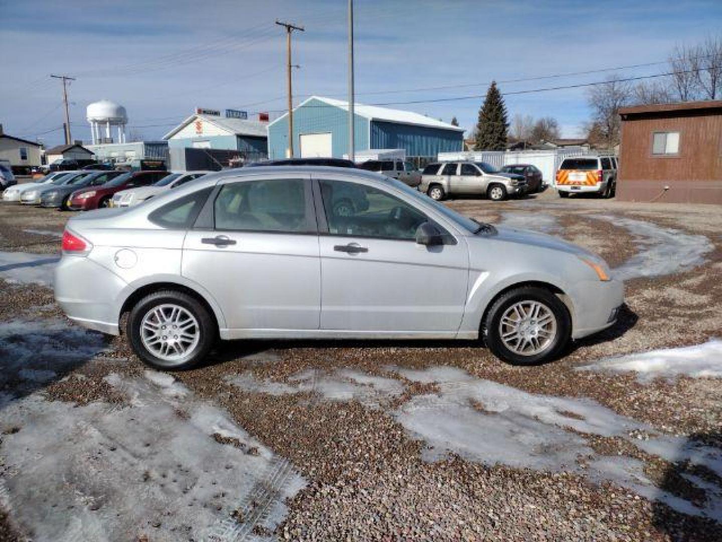 2010 Ford Focus SE Sedan (1FAHP3FN2AW) with an 2.0L L4 DOHC 16V engine, located at 4801 10th Ave S,, Great Falls, MT, 59405, (406) 564-1505, 0.000000, 0.000000 - Photo#5