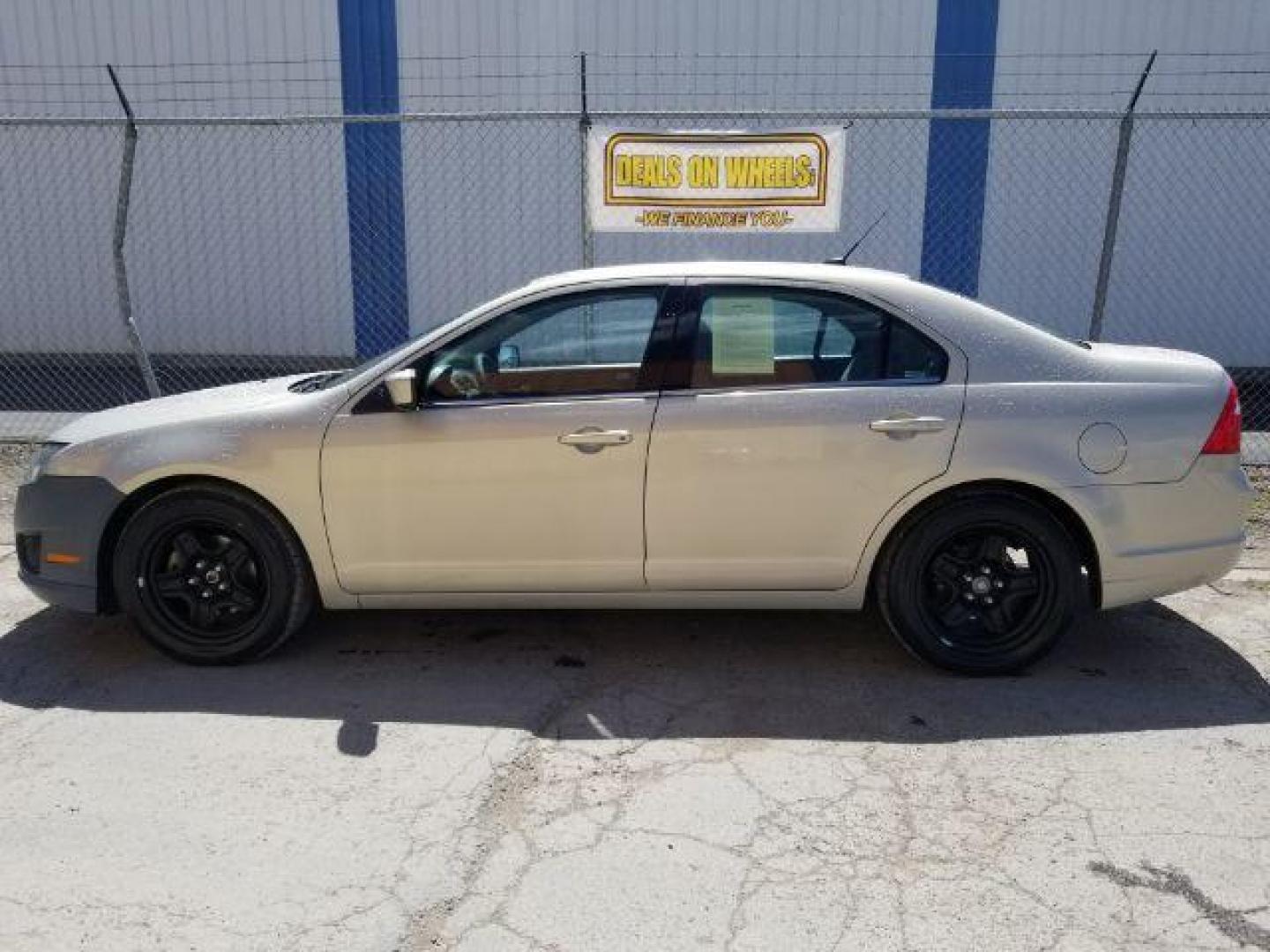 2010 Ford Fusion SE (3FAHP0HAXAR) with an 2.5L L4 DOHC 16V engine, located at 1800 West Broadway, Missoula, 59808, (406) 543-1986, 46.881348, -114.023628 - Photo#2