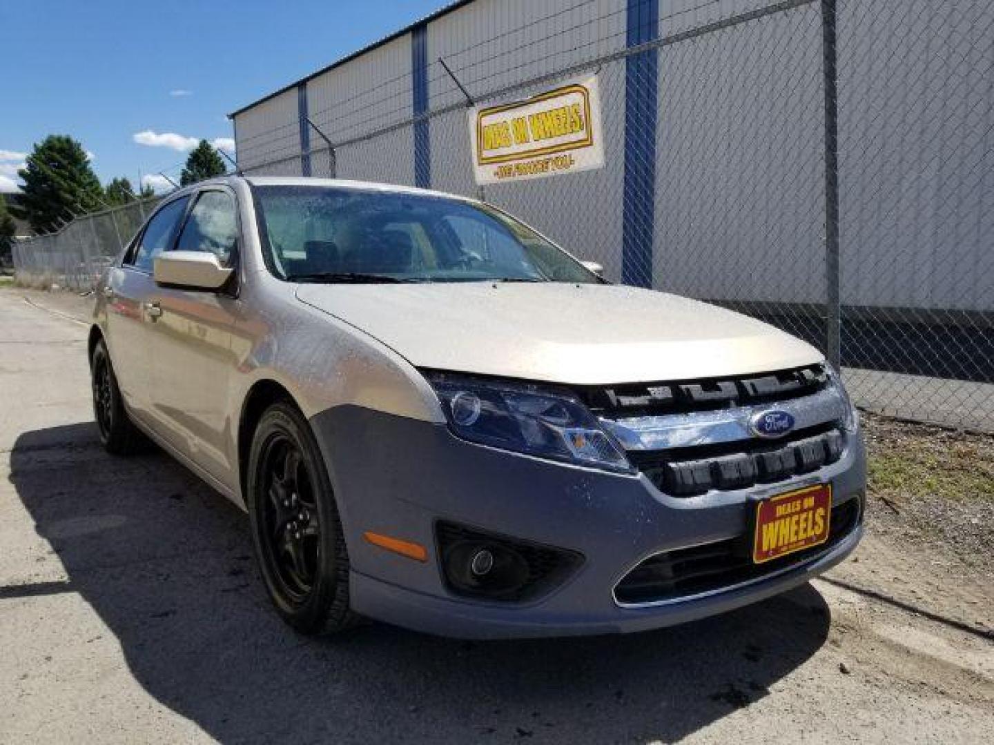 2010 Ford Fusion SE (3FAHP0HAXAR) with an 2.5L L4 DOHC 16V engine, located at 1800 West Broadway, Missoula, 59808, (406) 543-1986, 46.881348, -114.023628 - Photo#6