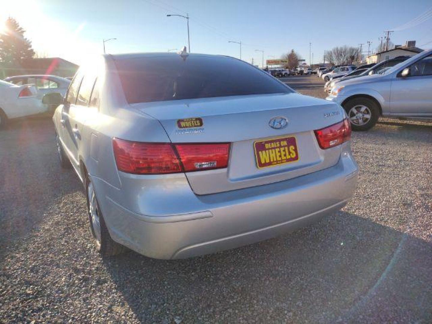 2010 Hyundai Sonata GLS (5NPET4AC2AH) with an 2.4L L4 DOHC 16V engine, located at 4801 10th Ave S,, Great Falls, MT, 59405, (406) 564-1505, 0.000000, 0.000000 - Photo#2