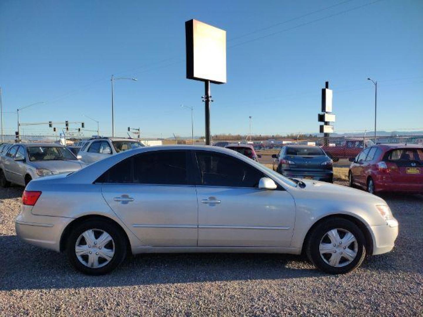 2010 Hyundai Sonata GLS (5NPET4AC2AH) with an 2.4L L4 DOHC 16V engine, located at 4801 10th Ave S,, Great Falls, MT, 59405, (406) 564-1505, 0.000000, 0.000000 - Photo#5