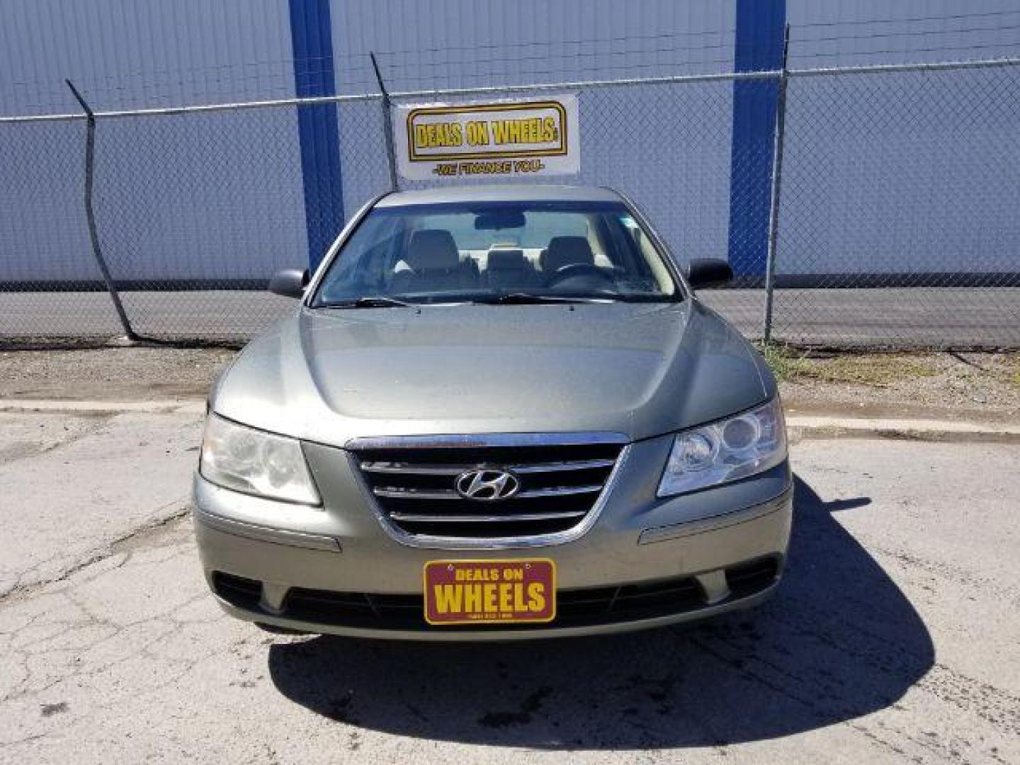 2010 Hyundai Sonata GLS (5NPET4ACXAH) with an 2.4L L4 DOHC 16V engine, located at 4801 10th Ave S,, Great Falls, MT, 59405, (406) 564-1505, 0.000000, 0.000000 - Photo#1