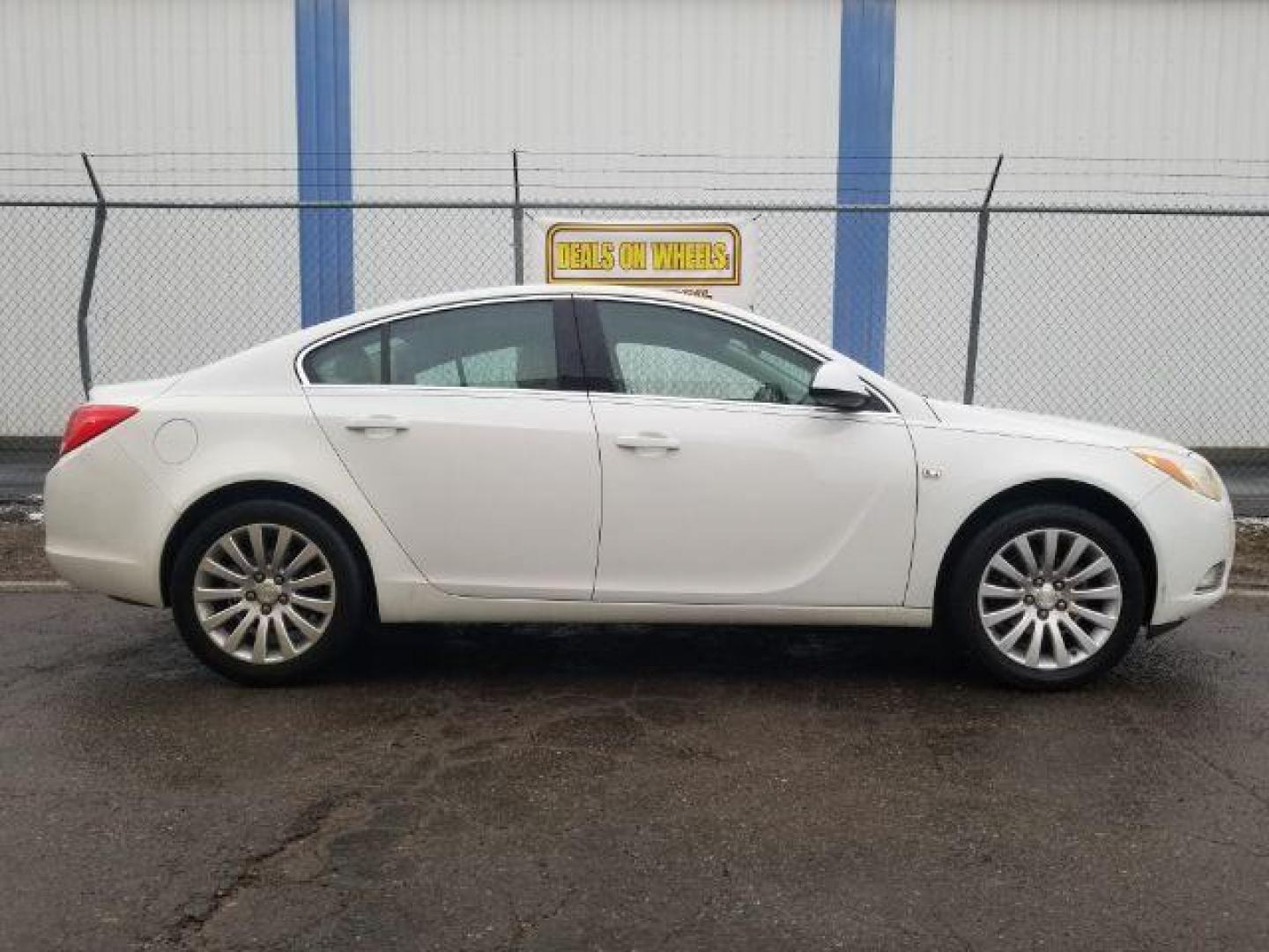 2011 Buick Regal CXL - 3XL (W04GR5EC1B1) with an 2.4L L4 DOHC 16V engine, 6-Speed Automatic transmission, located at 1800 West Broadway, Missoula, 59808, (406) 543-1986, 46.881348, -114.023628 - Photo#3