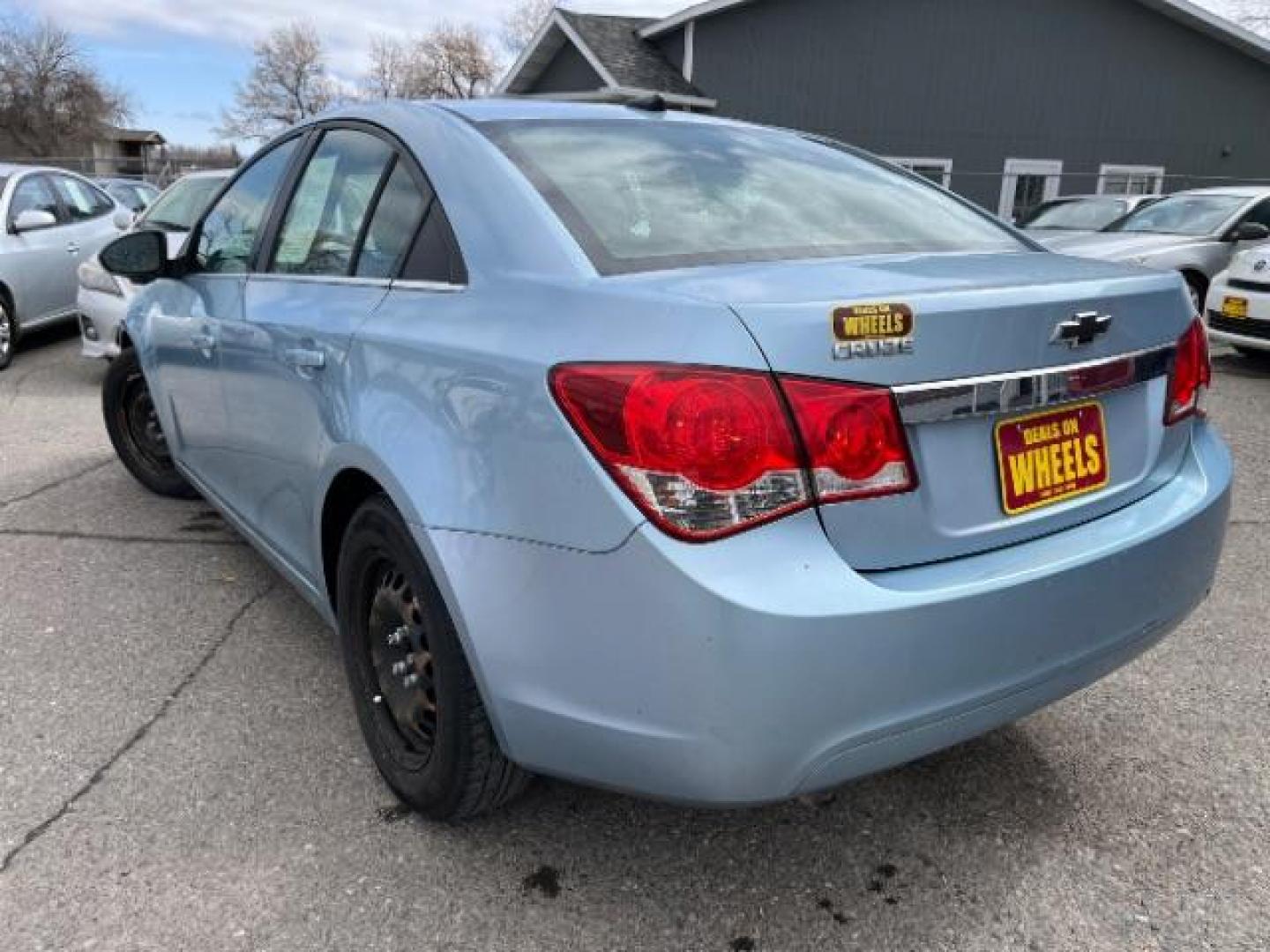 2011 Chevrolet Cruze 2LS (1G1PC5SH4B7) with an 1.8L L4 DOHC 16V FFV engine, 6-Speed Automatic transmission, located at 1821 N Montana Ave., Helena, MT, 59601, 0.000000, 0.000000 - Photo#1