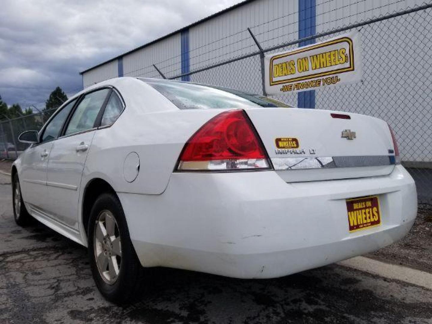 2011 Chevrolet Impala LT (2G1WG5EK4B1) with an 3.5L V6 OHV 16V FFV engine, 4-Speed Automatic transmission, located at 4801 10th Ave S,, Great Falls, MT, 59405, (406) 564-1505, 0.000000, 0.000000 - Photo#3