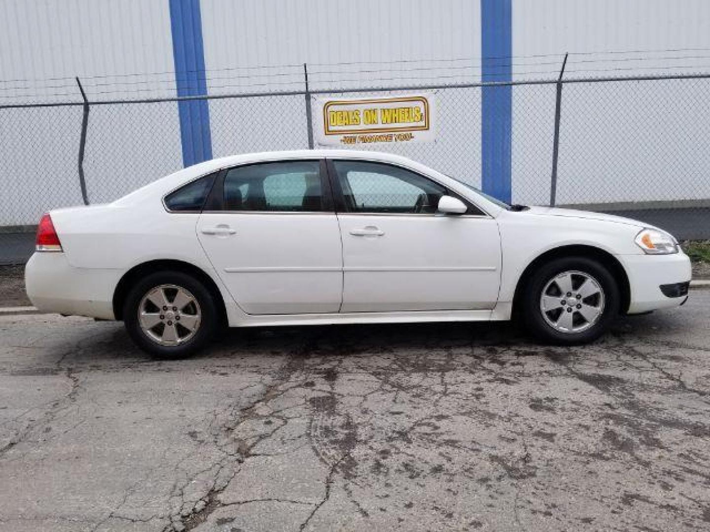 2011 Chevrolet Impala LT (2G1WG5EK4B1) with an 3.5L V6 OHV 16V FFV engine, 4-Speed Automatic transmission, located at 4801 10th Ave S,, Great Falls, MT, 59405, (406) 564-1505, 0.000000, 0.000000 - Photo#5