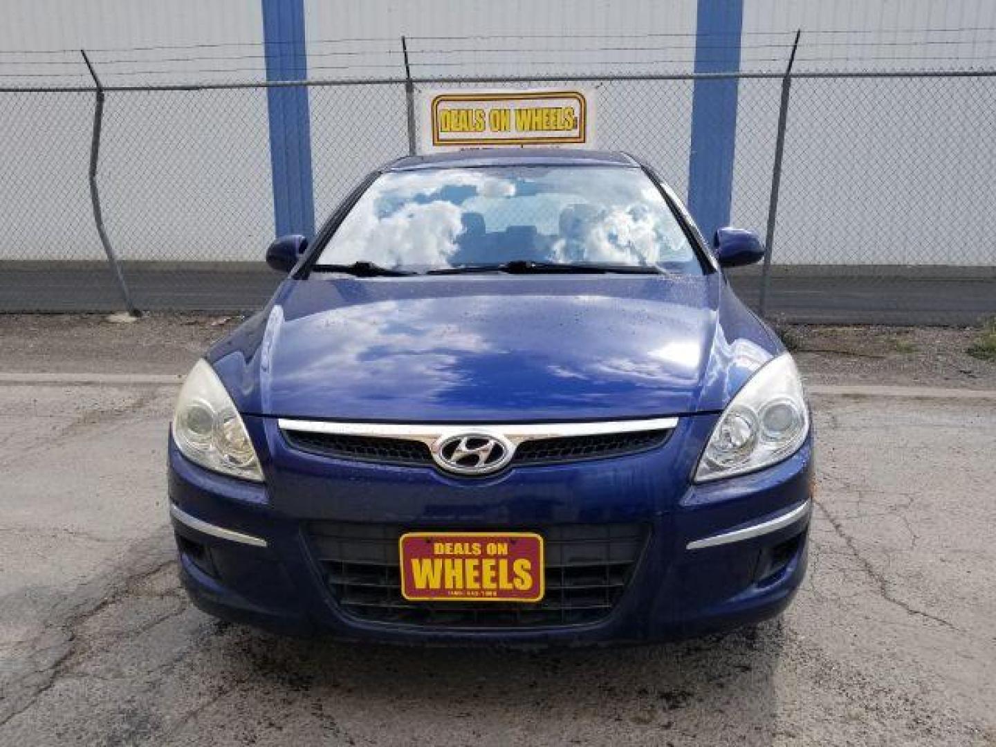 2011 Hyundai Elantra Touring SE Manual (KMHDB8AE0BU) with an 2.0L L4 DOHC 16V engine, 5-Speed Manual transmission, located at 4047 Montana Ave., Billings, MT, 59101, 45.770847, -108.529800 - Photo#1