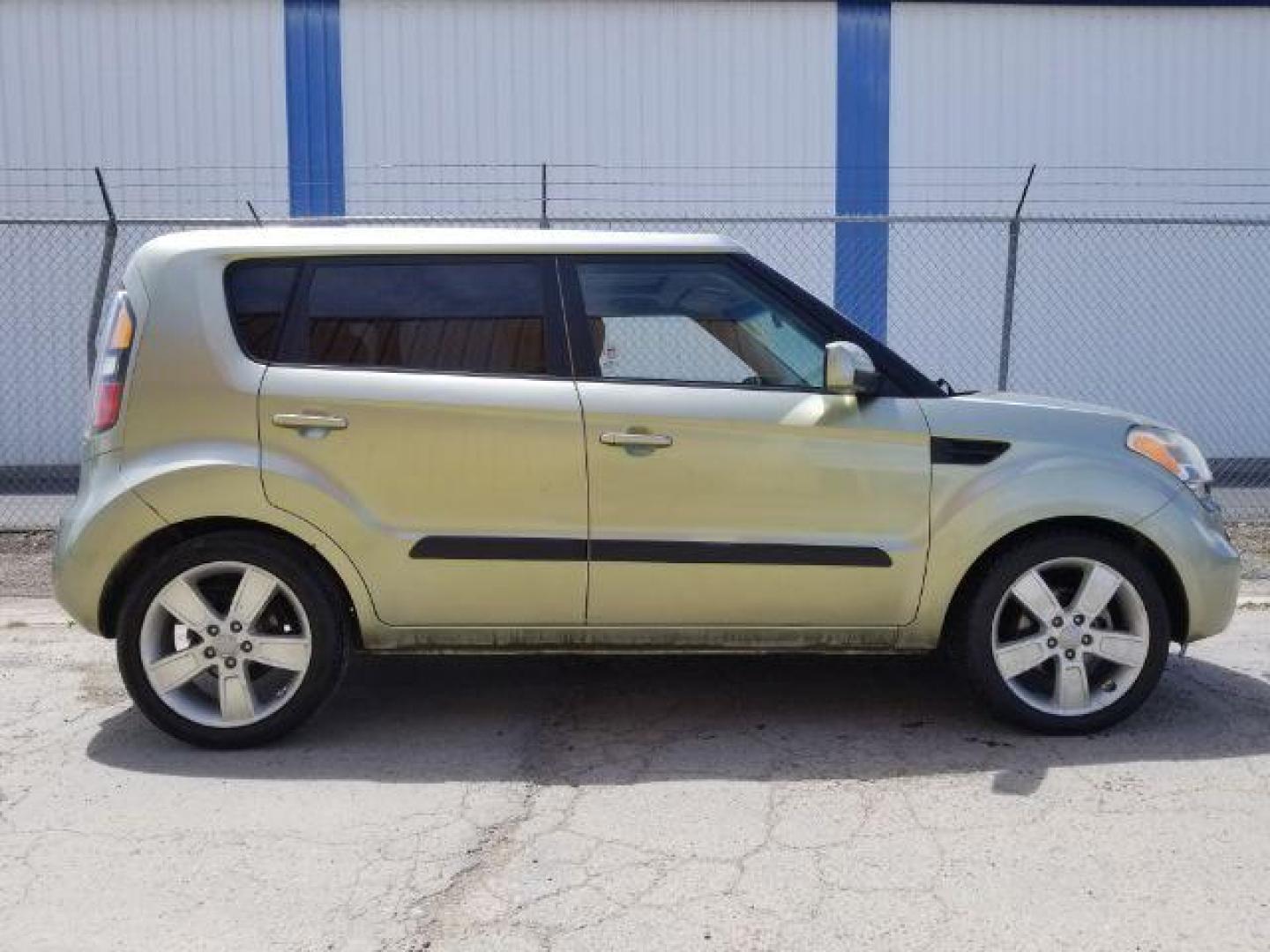 2011 Kia Soul Sport (KNDJT2A2XB7) with an 2.0L L4 DOHC 16V engine, located at 4801 10th Ave S,, Great Falls, MT, 59405, (406) 564-1505, 0.000000, 0.000000 - Photo#5