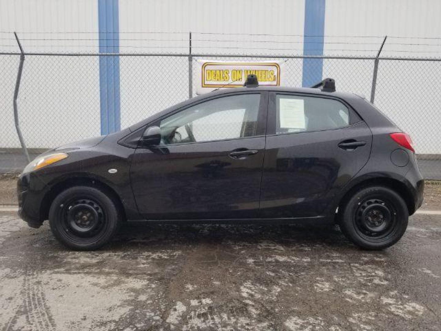 2011 Mazda MAZDA2 Sport (JM1DE1HY9B0) with an 1.5L L4 DOHC 16V engine, located at 601 E. Idaho St., Kalispell, MT, 59901, 0.000000, 0.000000 - Photo#6