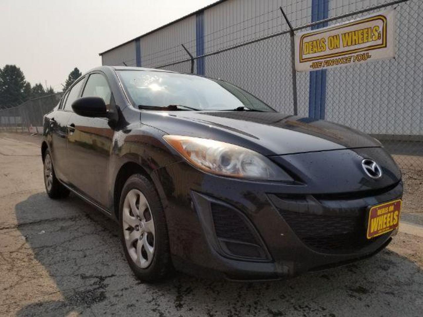 2011 Black Mica Mazda MAZDA3 i Sport 4-Door (JM1BL1UG6B1) with an 2.0L L4 DOHC 16V engine, located at 4801 10th Ave S,, Great Falls, MT, 59405, (406) 564-1505, 0.000000, 0.000000 - Photo#6