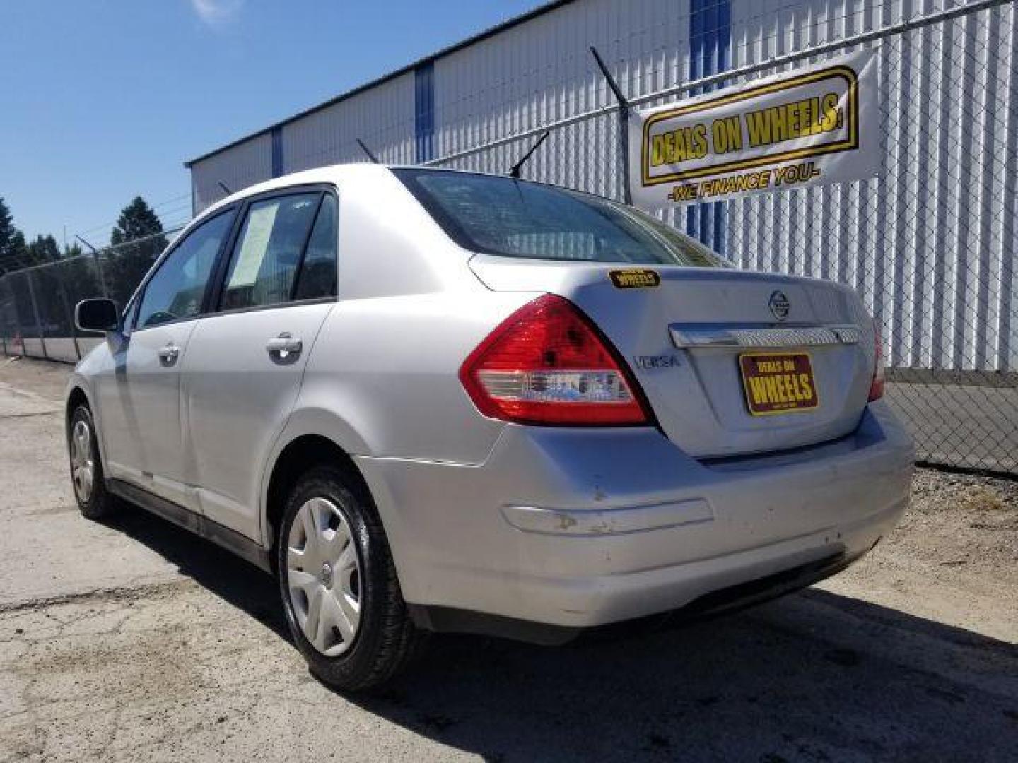 2011 Nissan Versa 1.8 S Sedan (3N1BC1AP7BL) with an 1.8L L4 DOHC 16V engine, located at 601 E. Idaho St., Kalispell, MT, 59901, 0.000000, 0.000000 - Photo#3