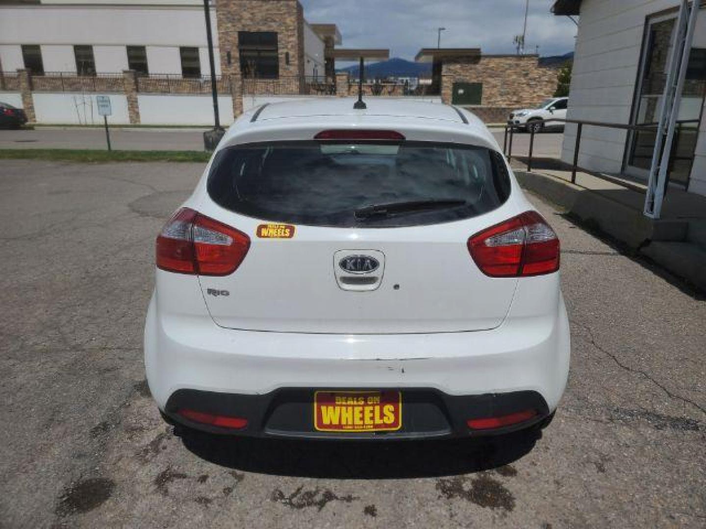 2012 Kia Rio5 LX (KNADM5A32C6) with an 1.6L L4 DOHC 16V engine, located at 1800 West Broadway, Missoula, 59808, (406) 543-1986, 46.881348, -114.023628 - Photo#4