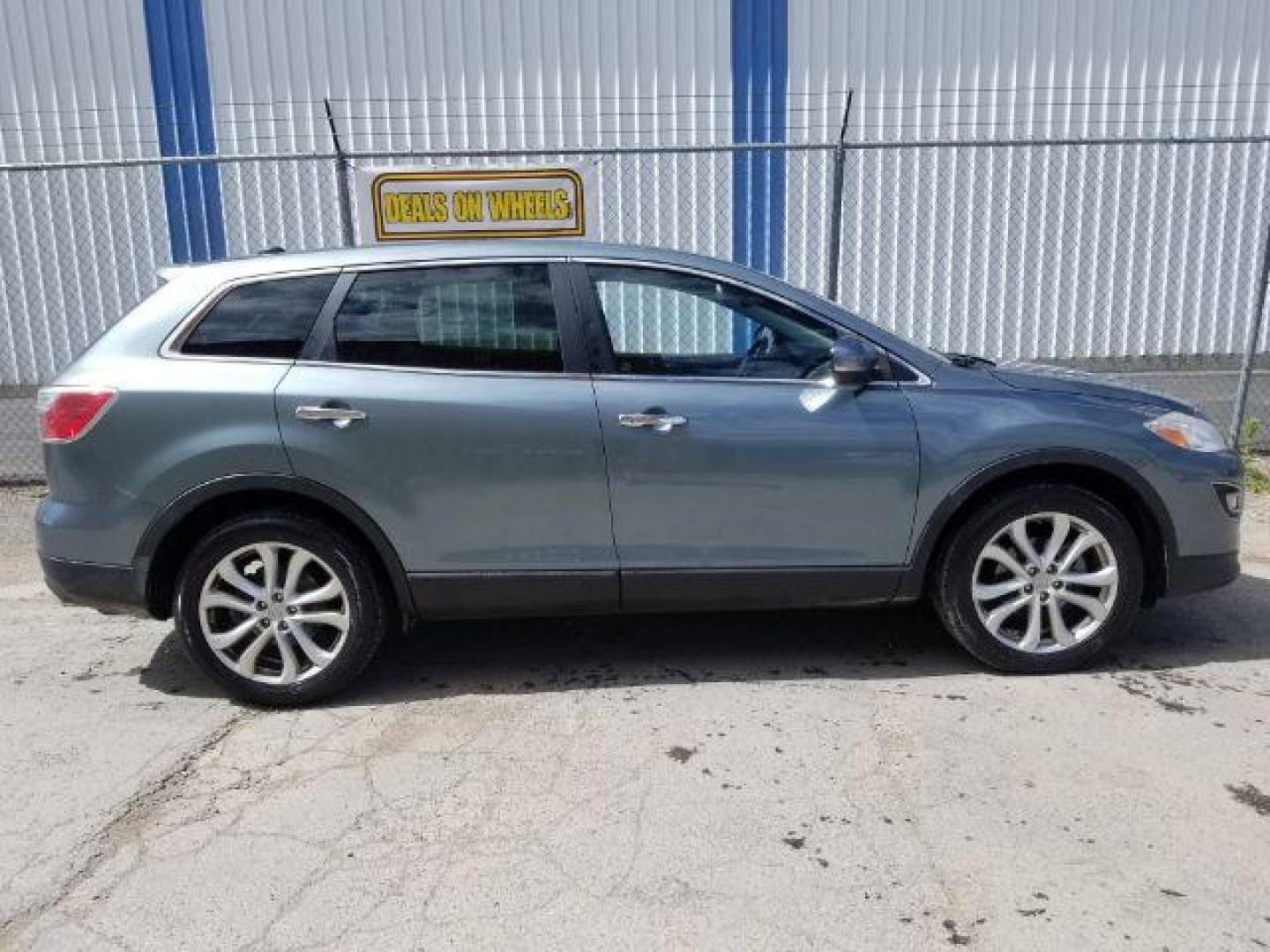 2012 Mazda CX-9 Grand Touring AWD (JM3TB3DV1C0) with an 3.7L V6 DOHC 24V engine, 6-Speed Automatic transmission, located at 1800 West Broadway, Missoula, 59808, (406) 543-1986, 46.881348, -114.023628 - Photo#5