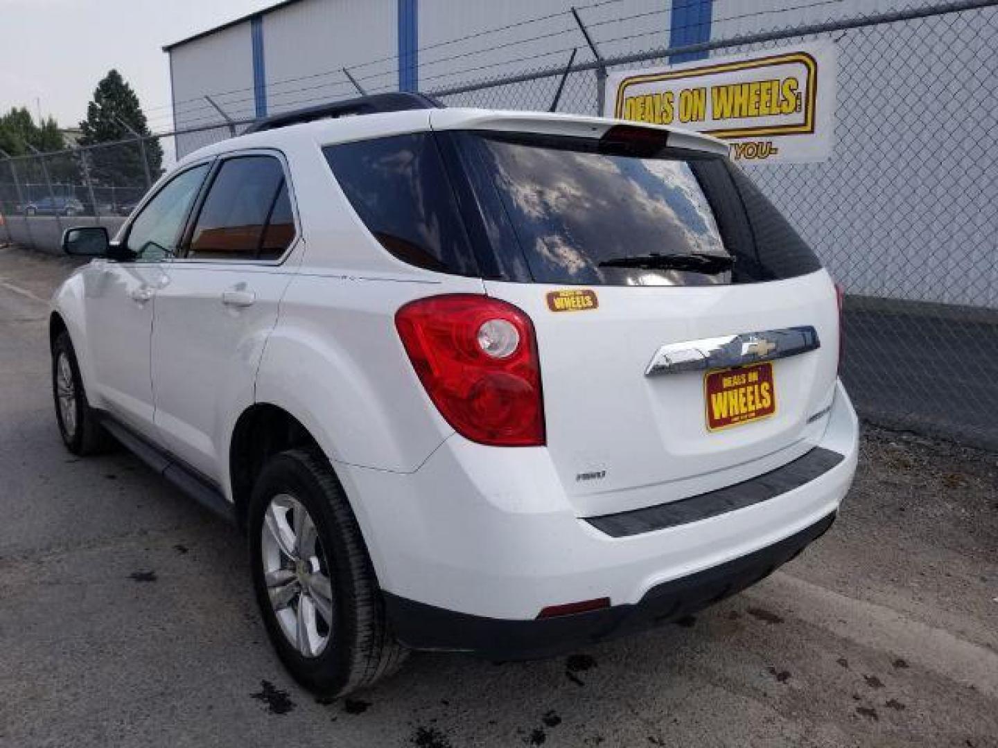 2013 Chevrolet Equinox 1LT AWD (2GNFLEEK7D6) with an 2.4L L4 DOHC 16V engine, 6-Speed Automatic transmission, located at 1821 N Montana Ave., Helena, MT, 59601, 0.000000, 0.000000 - Photo#3