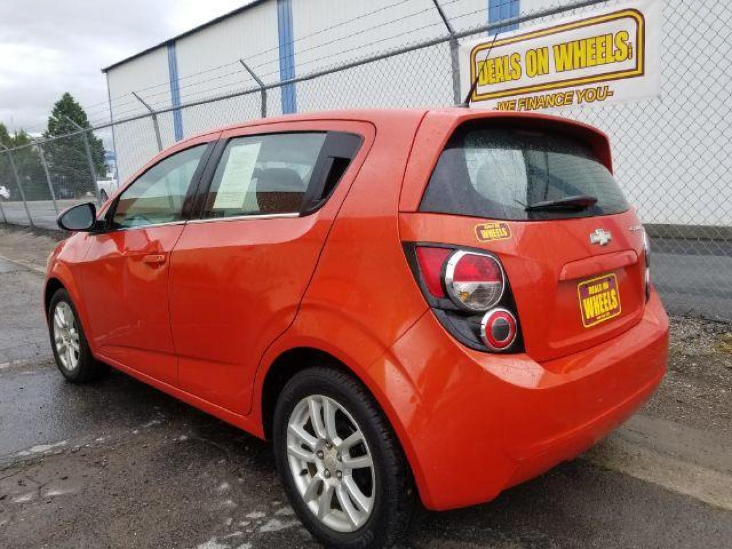 2013 Chevrolet Sonic LT Auto 5-Door (1G1JC6SH9D4) with an 1.8L L4 DOHC 24V engine, 6-Speed Automatic transmission, located at 601 E. Idaho St., Kalispell, MT, 59901, 0.000000, 0.000000 - Photo#3