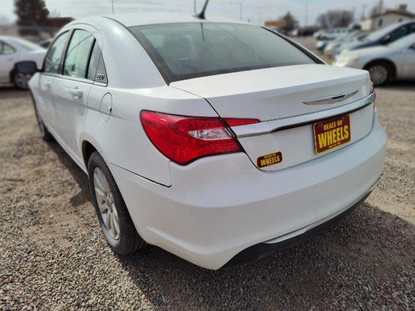 2013 Chrysler 200 Touring (1C3CCBBB3DN) with an 2.4L L4 DOHC 16V engine, 6-Speed Automatic transmission, located at 4801 10th Ave S,, Great Falls, MT, 59405, (406) 564-1505, 0.000000, 0.000000 - Photo#2